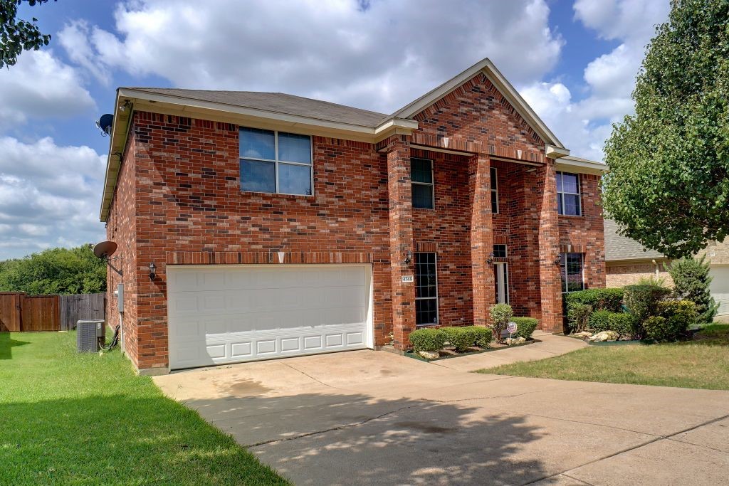 4749 Ocean Drive Fort Worth TX 76123