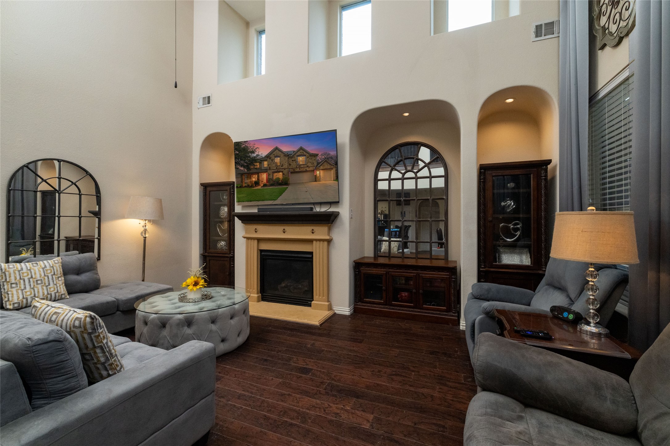 1324 Elise Cedar Hill TX 75104