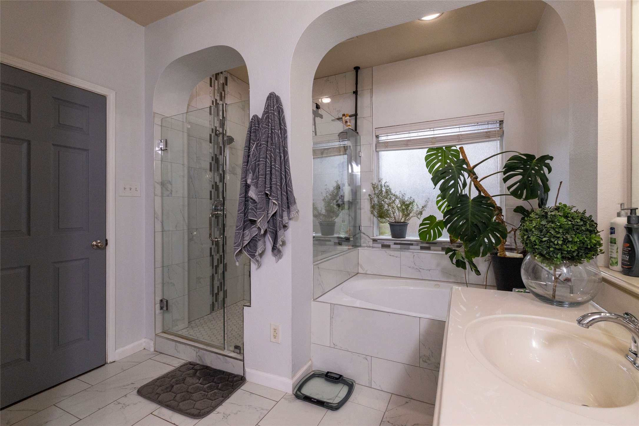 1324 Elise Cedar Hill TX 75104