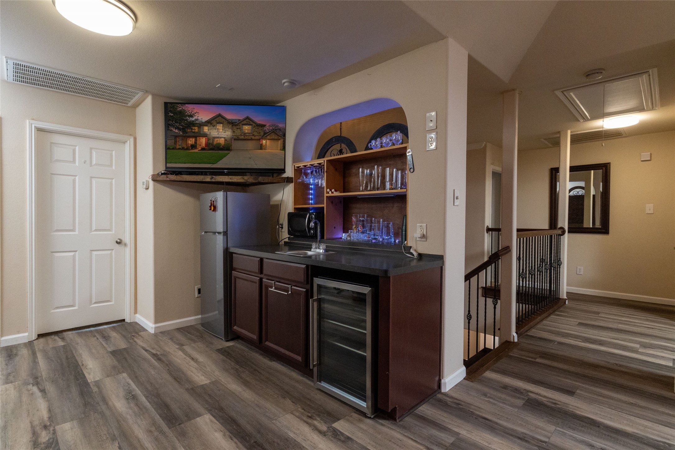 1324 Elise Cedar Hill TX 75104
