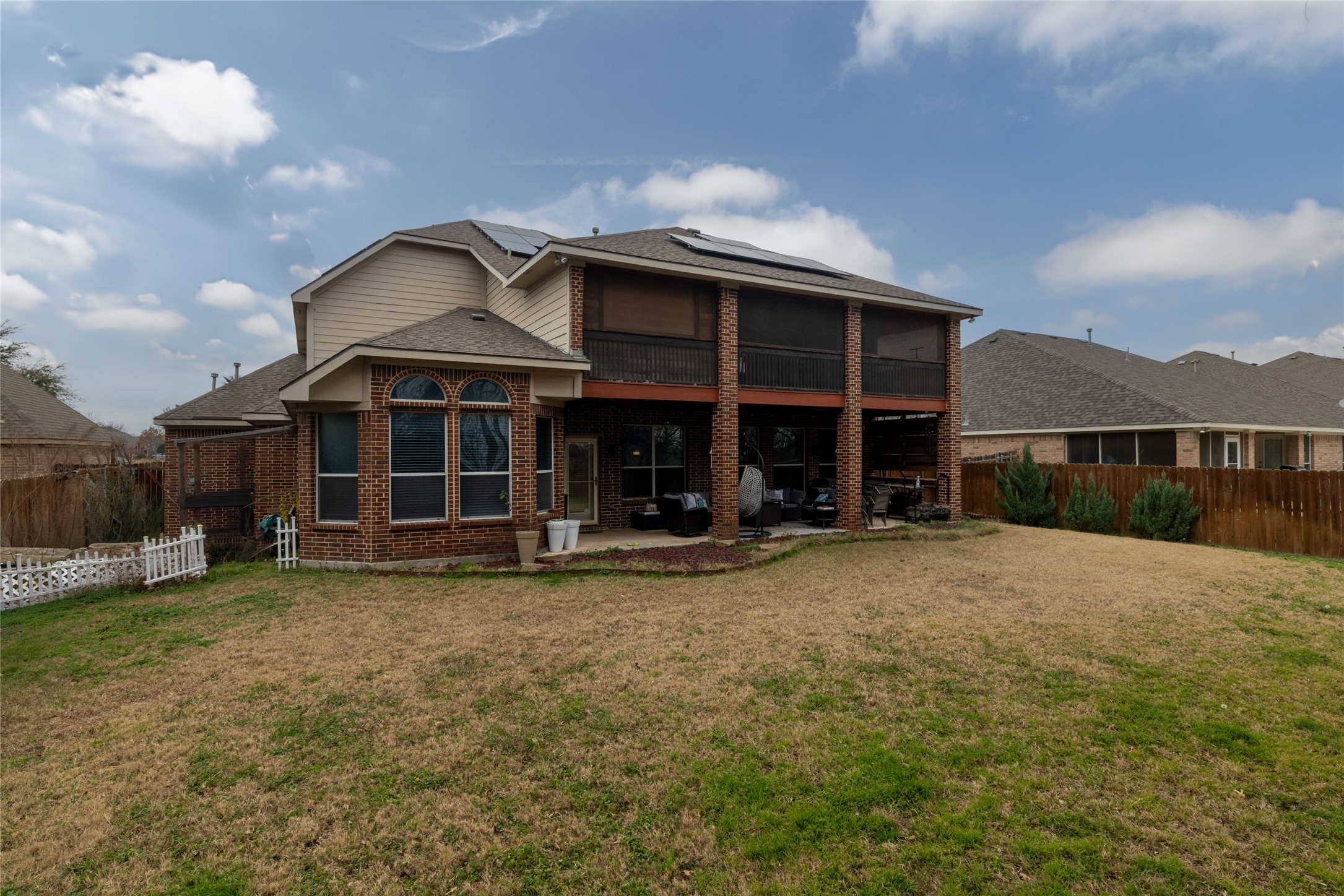 1324 Elise Cedar Hill TX 75104
