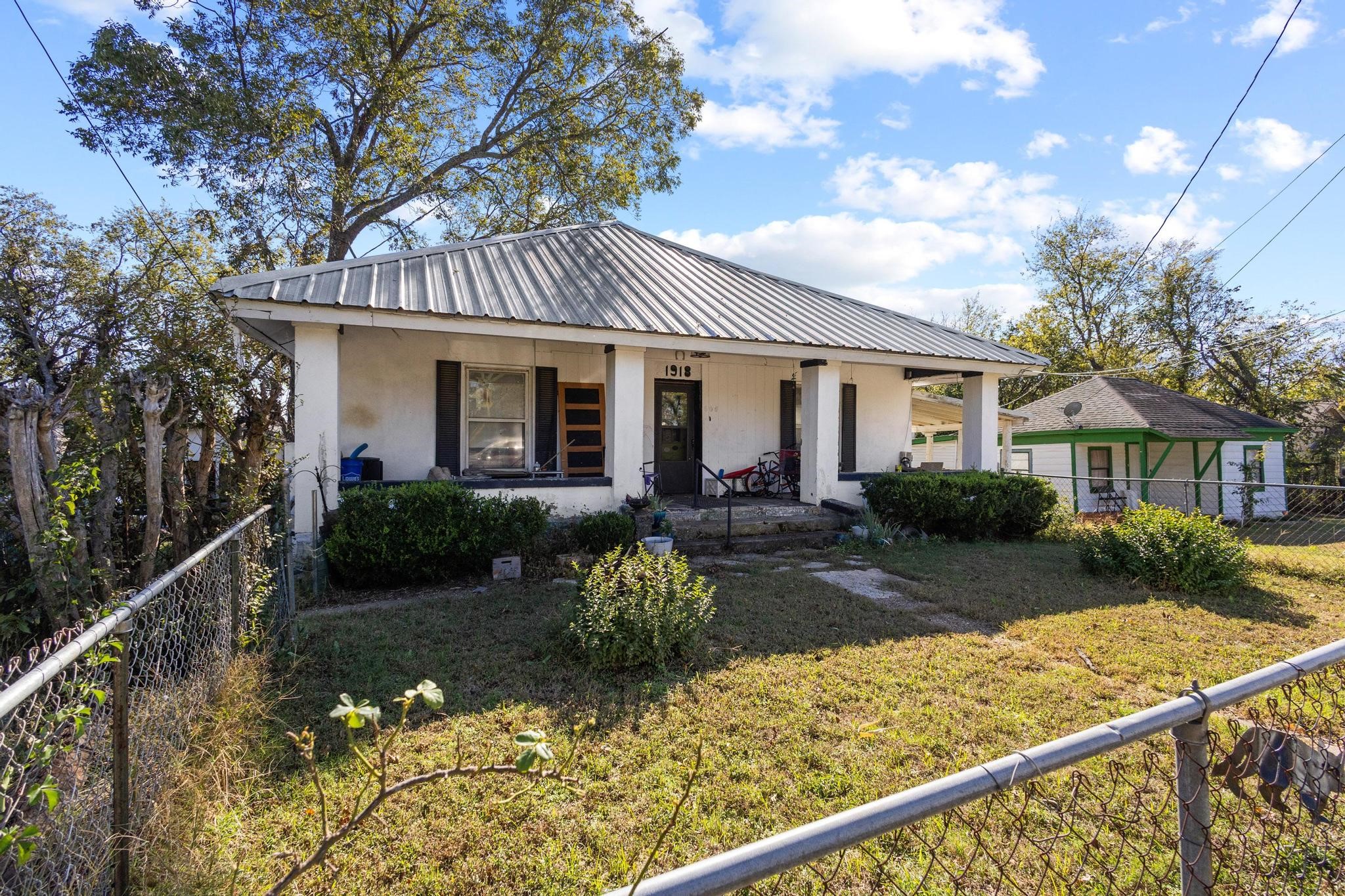 600 E Washington Street Denison TX 75021