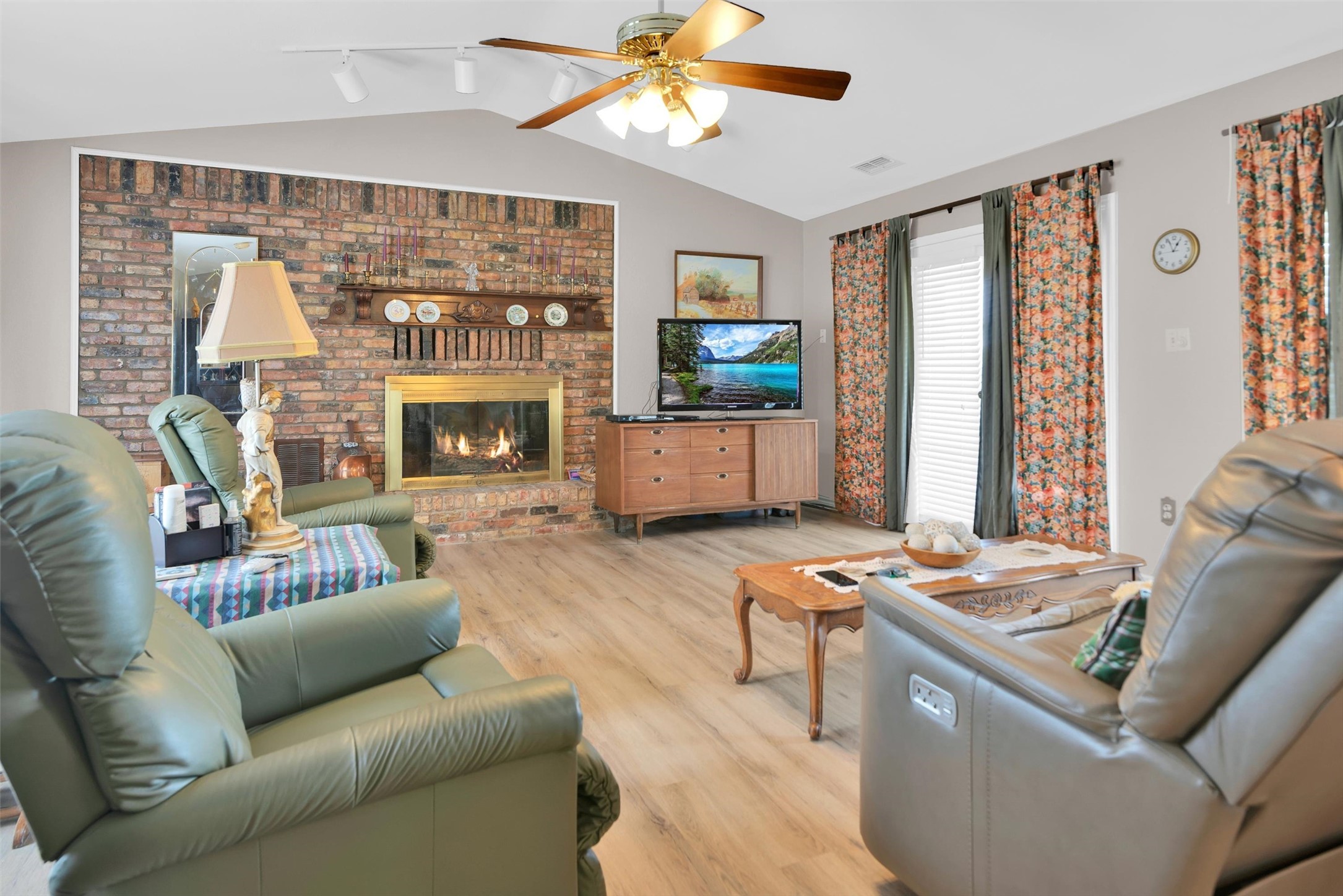 8560 County Road 513 Anna TX 75409