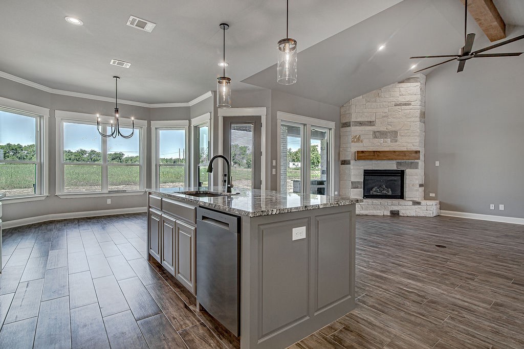 8525 Wild Colt Drive Godley TX 76044