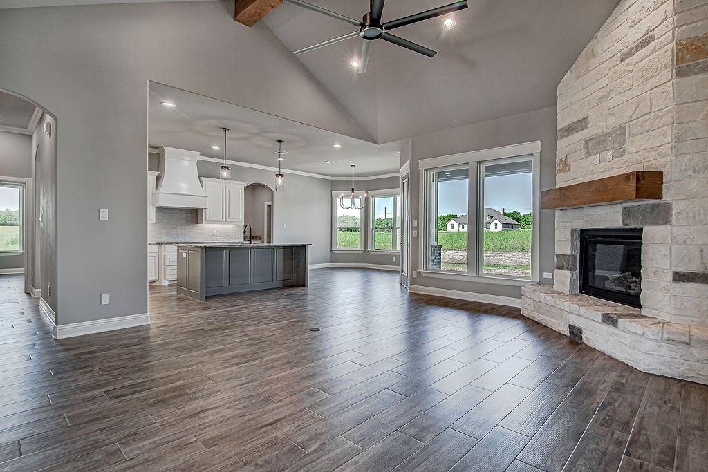 8525 Wild Colt Drive Godley TX 76044