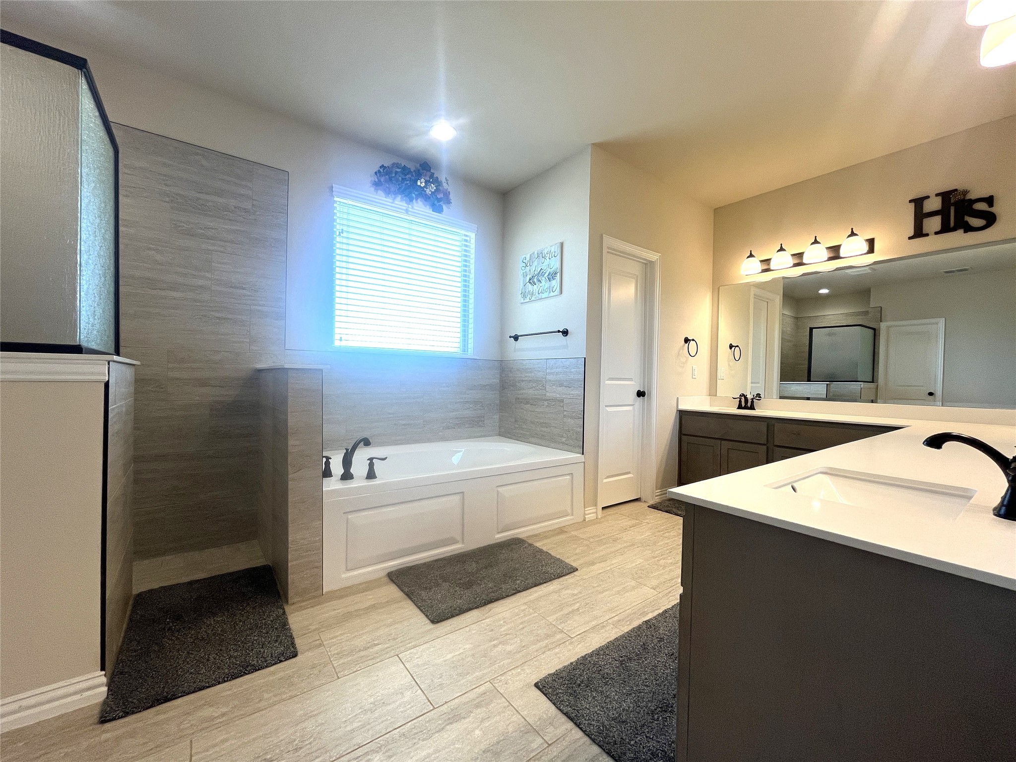 460 Tristin Lane Waxahachie TX 75167