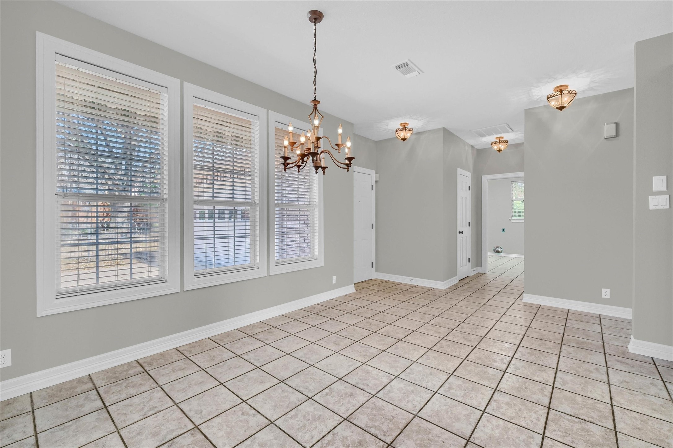 7 Ambassador Court Denison TX 75020