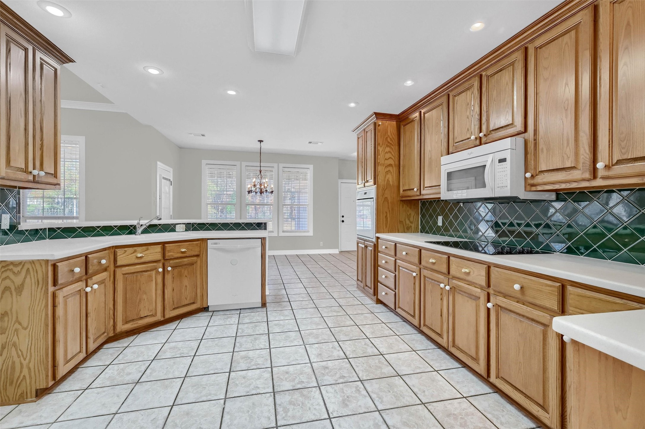 7 Ambassador Court Denison TX 75020