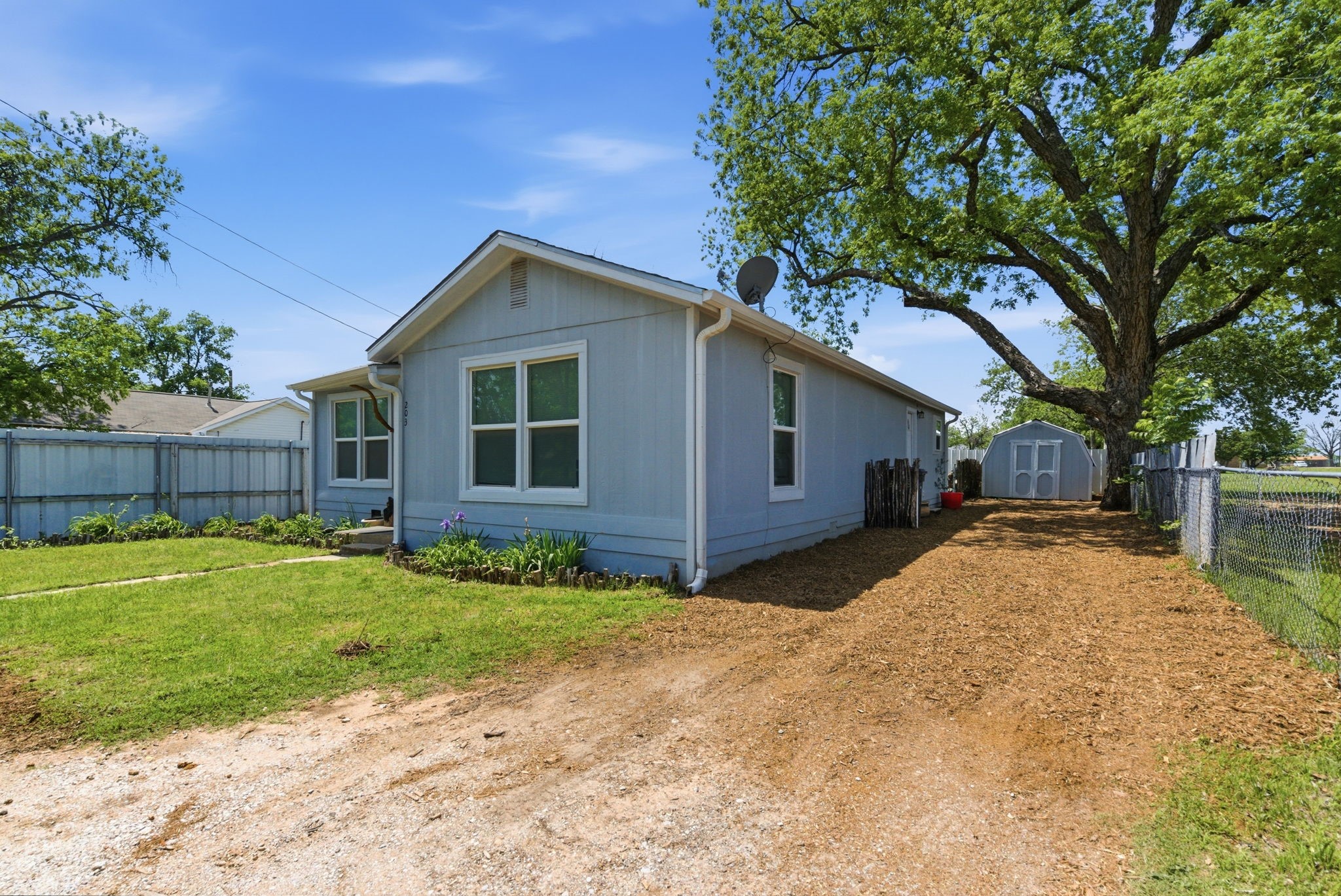203 Gandy Street Lipan TX 76462