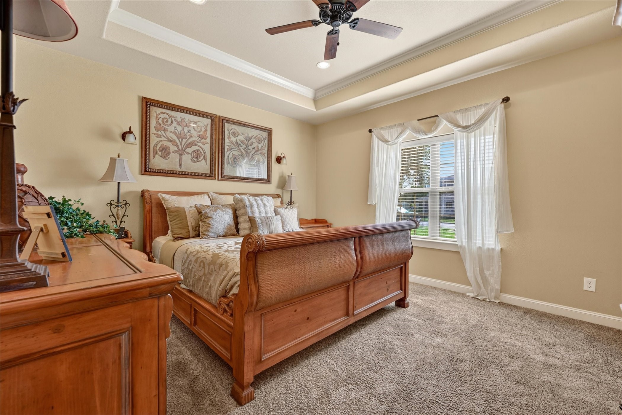 732 Forest Creek Desoto TX 75115