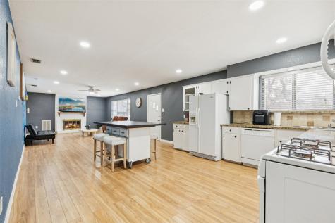 102 Woodland Drive Highland Village TX 75077