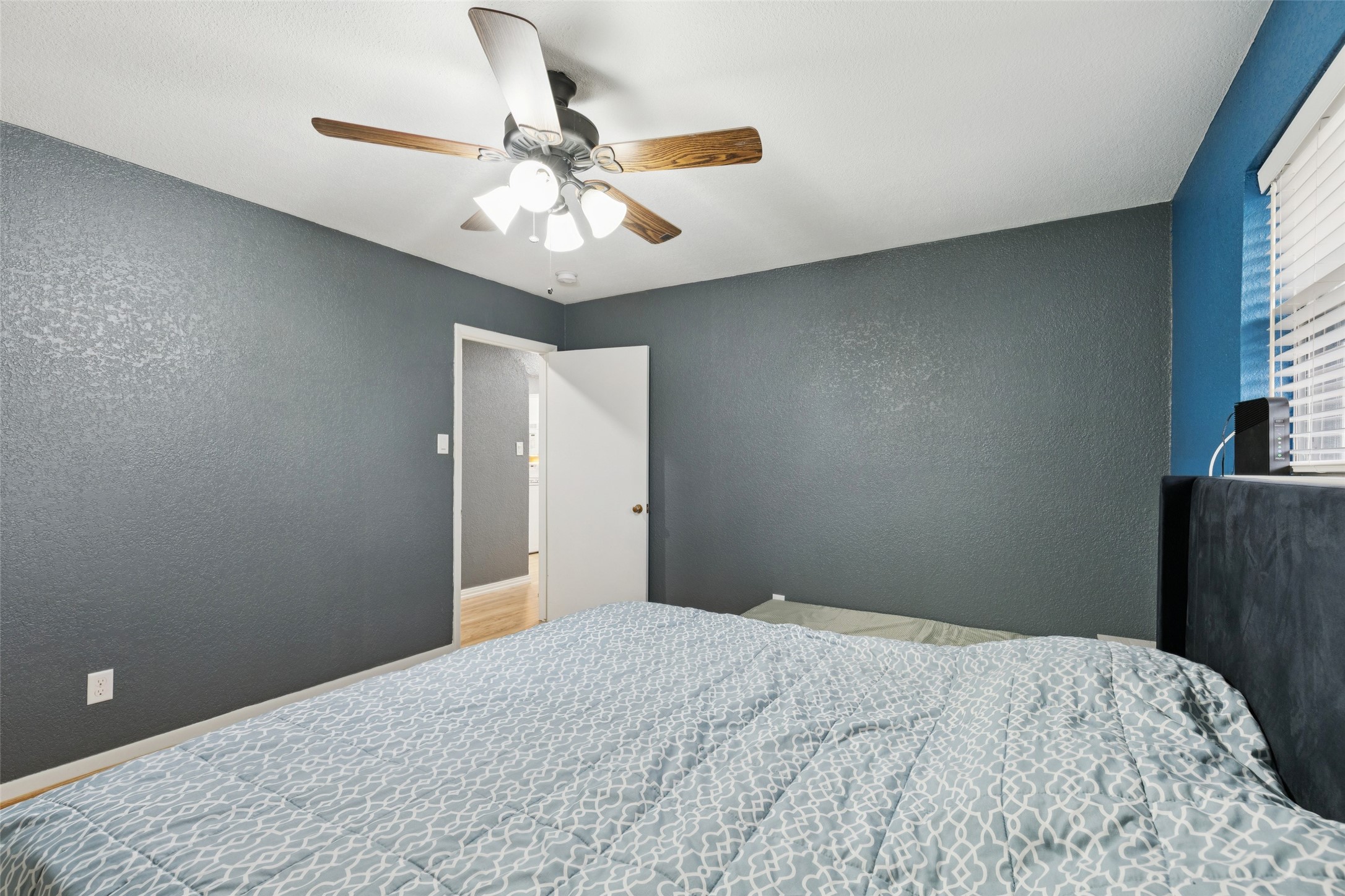 102 Woodland Drive Highland Village TX 75077