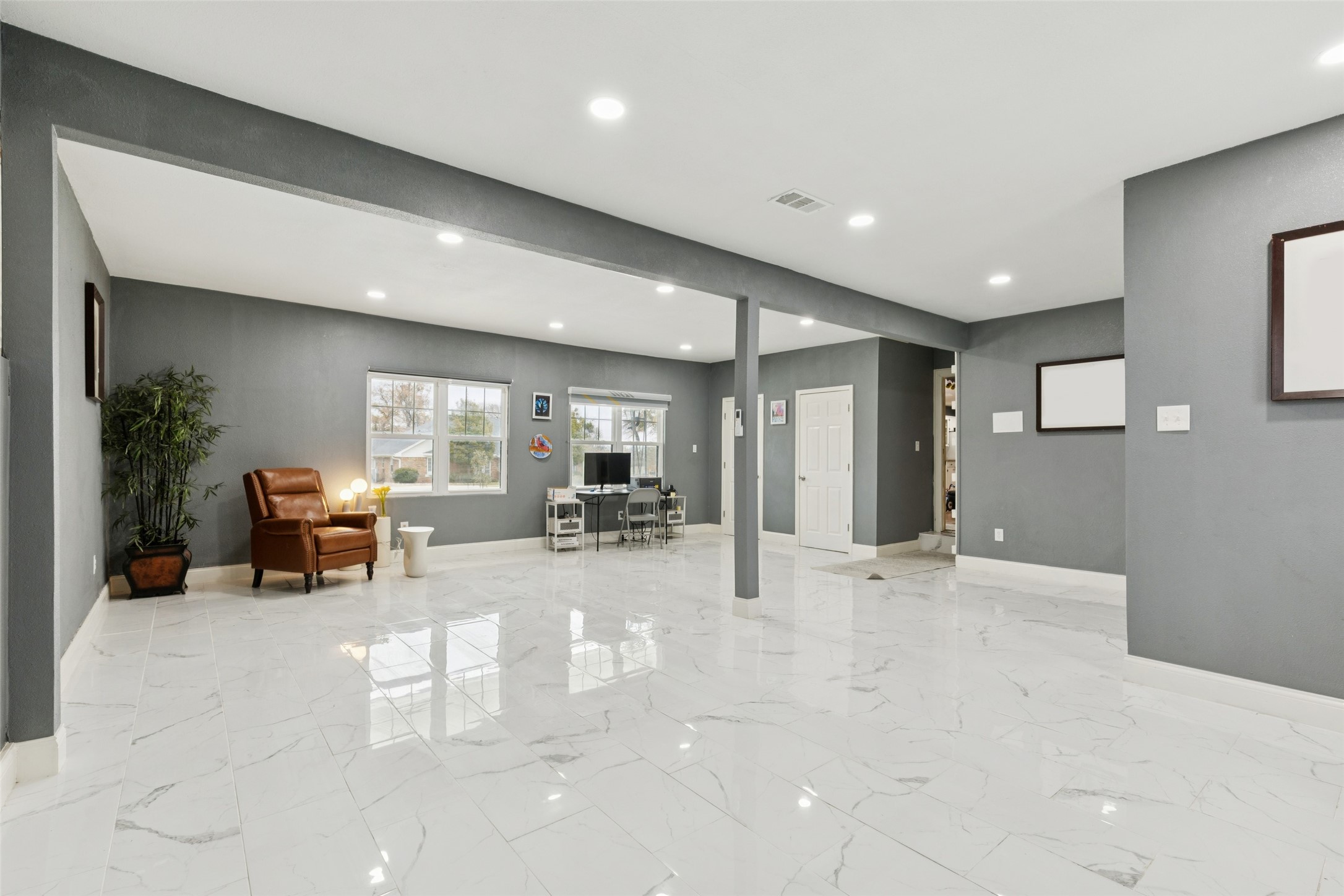 102 Woodland Drive Highland Village TX 75077