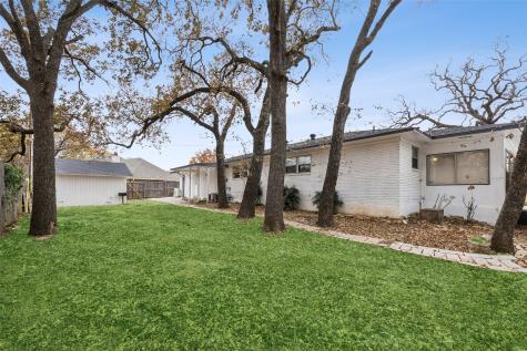 102 Woodland Drive Highland Village TX 75077