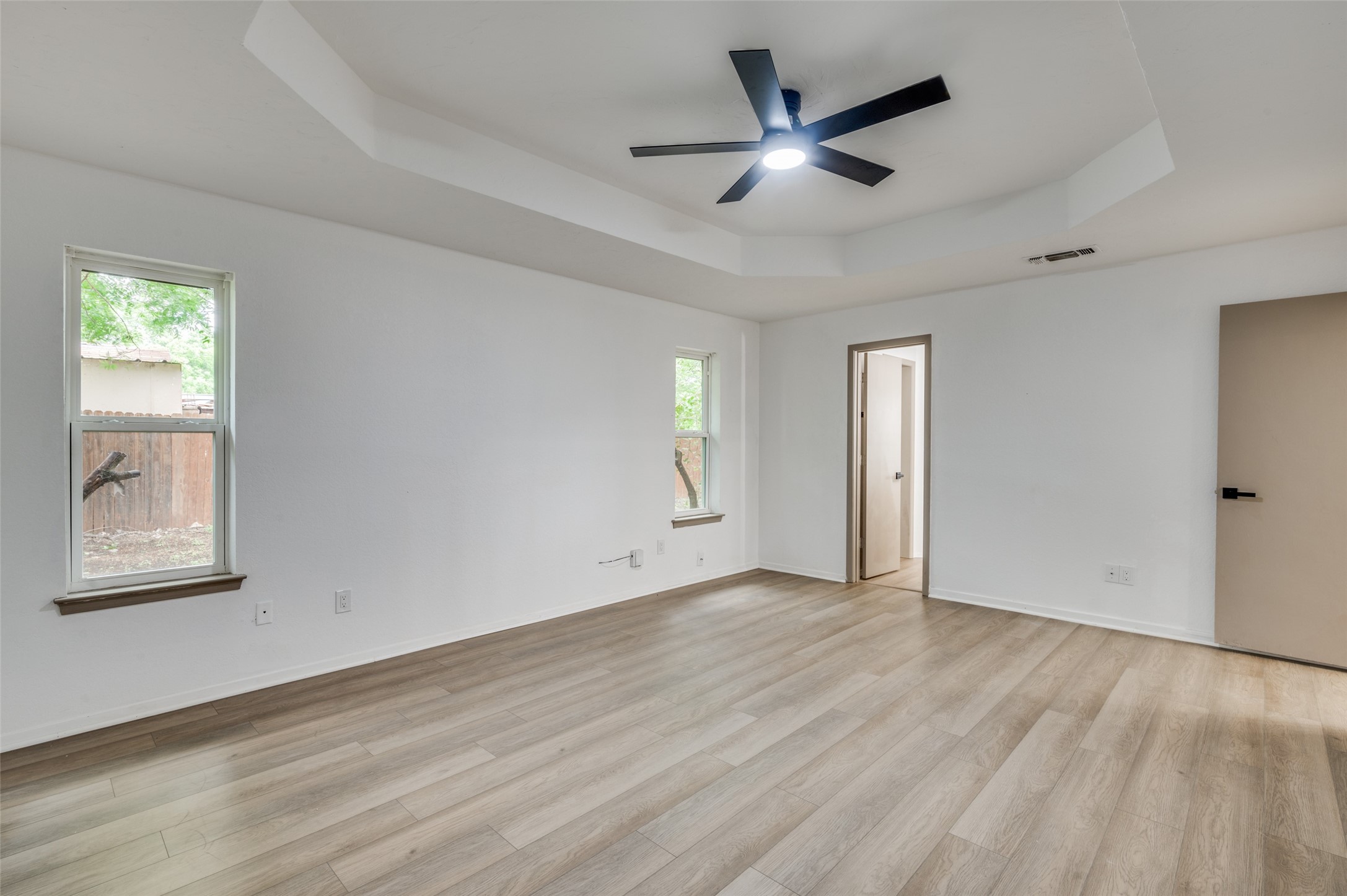 402 Country Meadow Drive Mansfield TX 76063