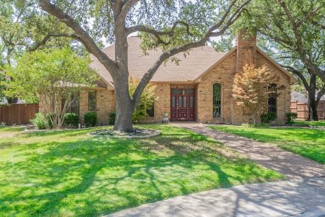 4046 Villa Grove Drive Dallas TX 75287