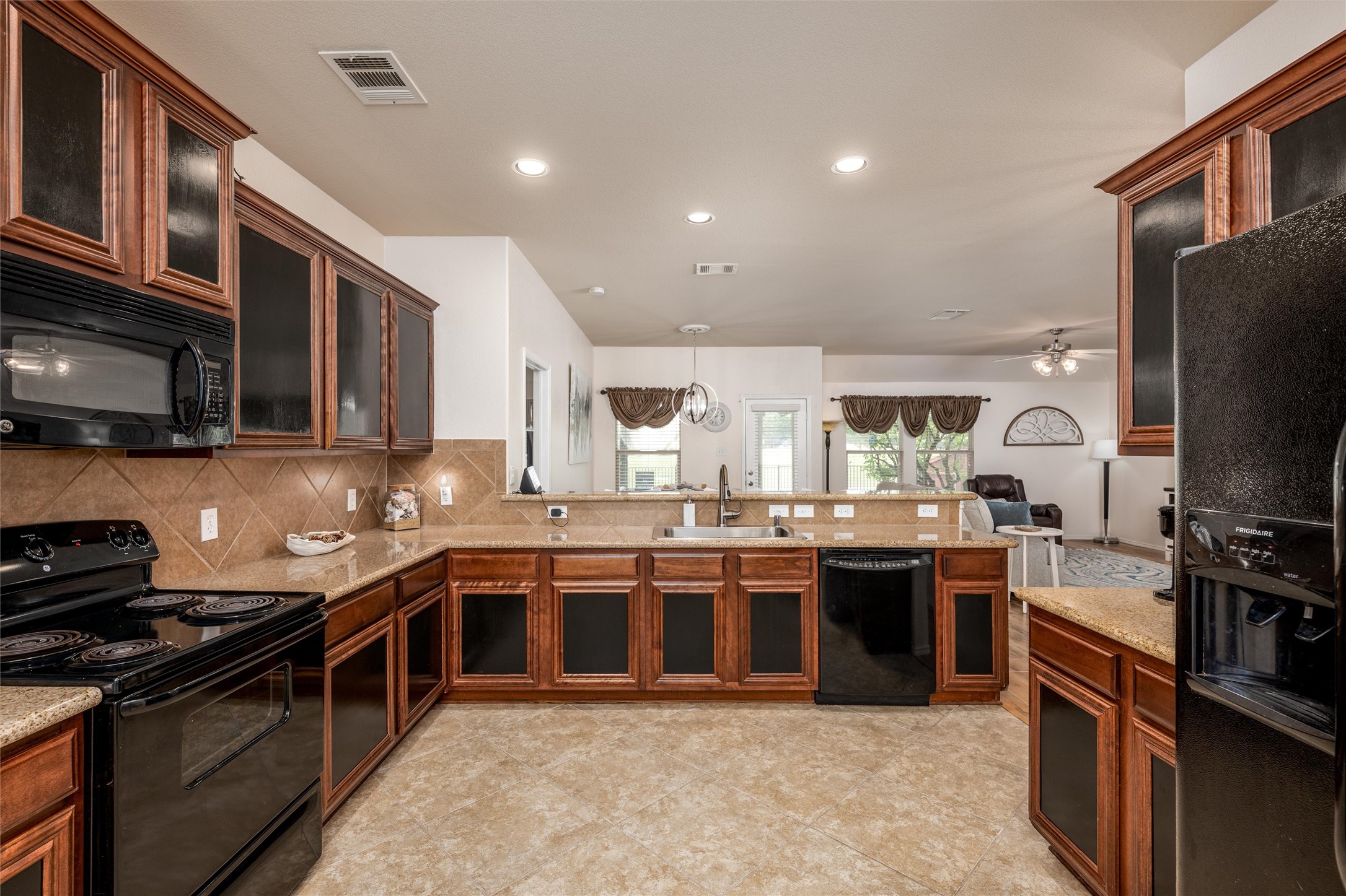 824 Golden Bear Lane Mckinney TX 75072