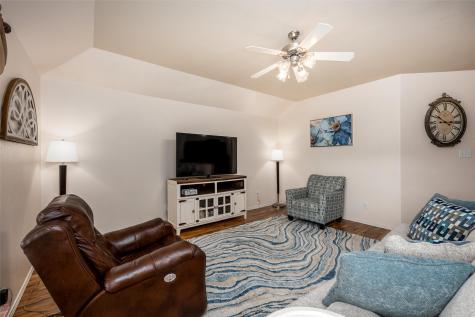 824 Golden Bear Lane Mckinney TX 75072