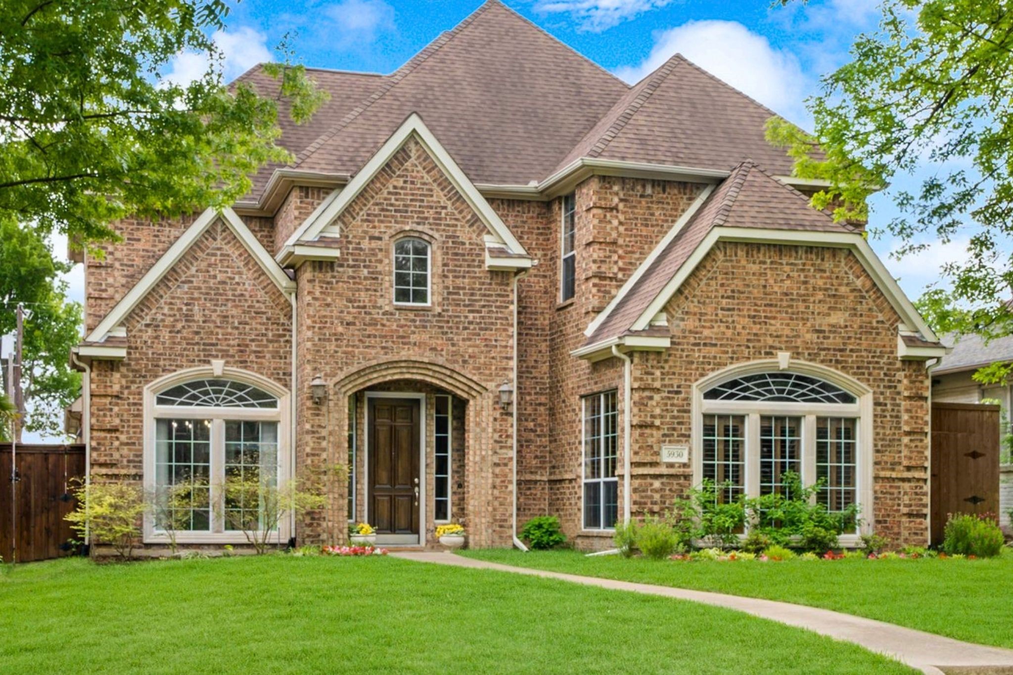 5930 Belmont Avenue Dallas TX 75206