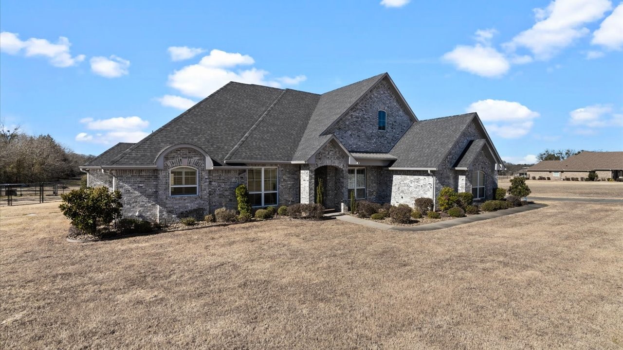15631 Stallion Lake Boulevard Lindale TX 75771