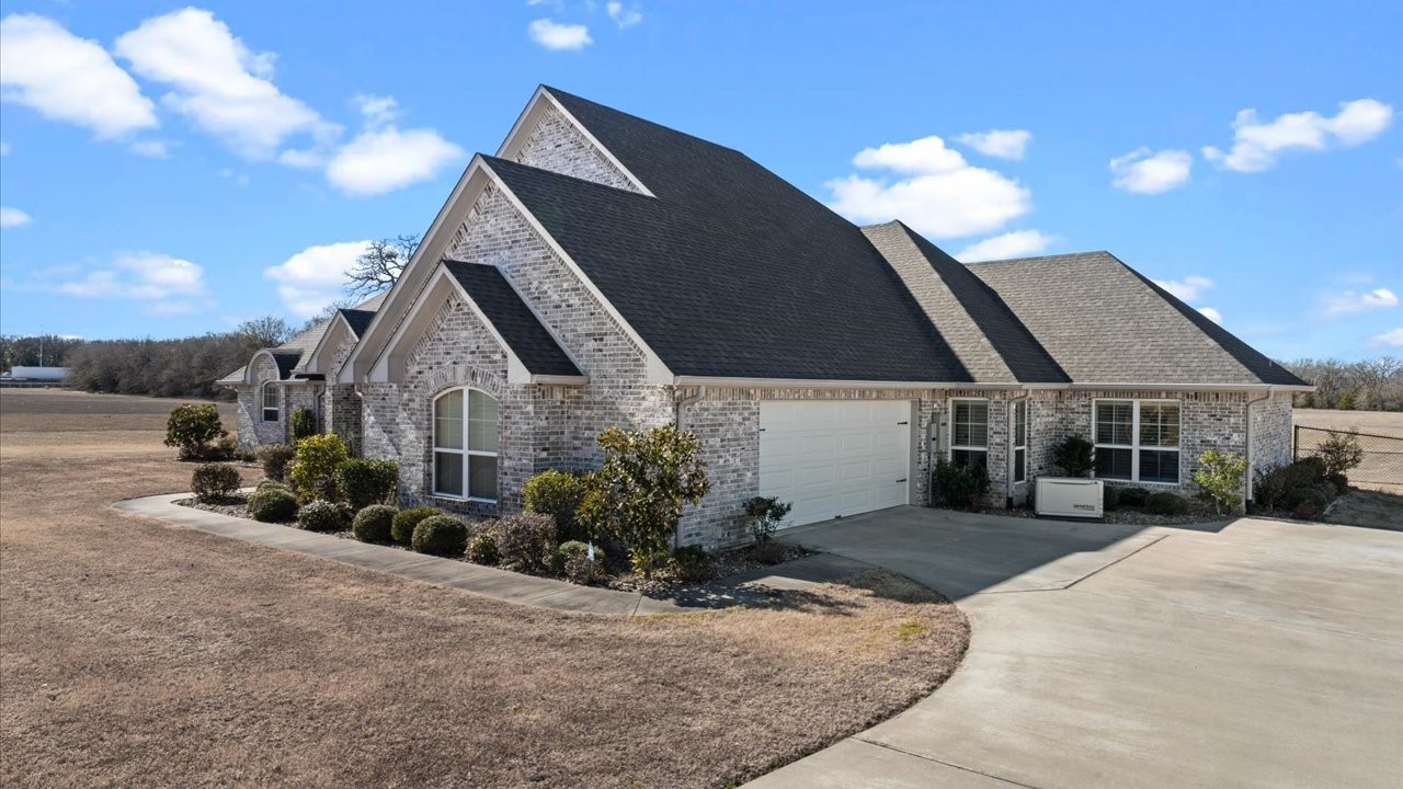 15631 Stallion Lake Boulevard Lindale TX 75771