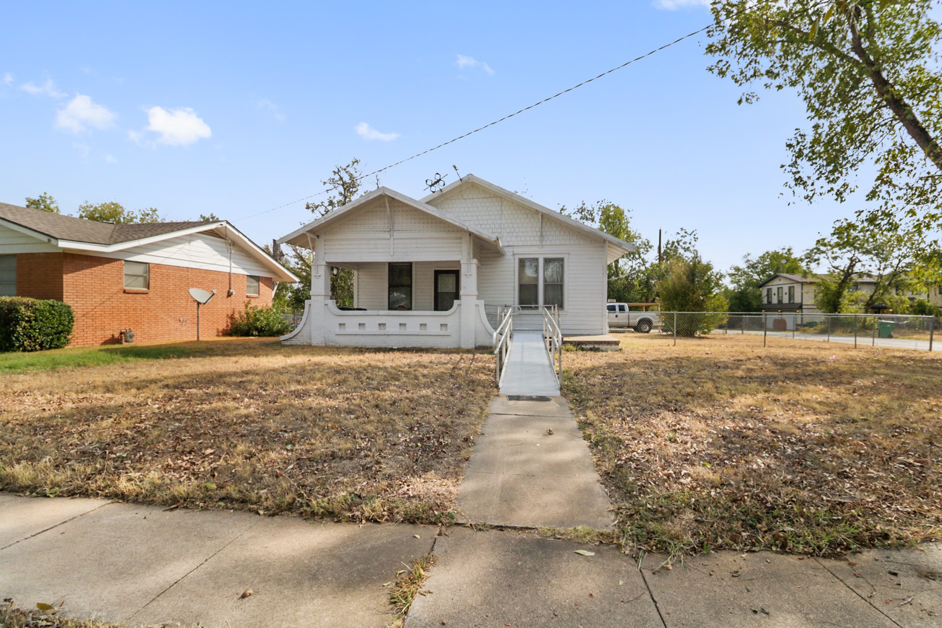 1115 S Colorado Street Coleman TX 76834