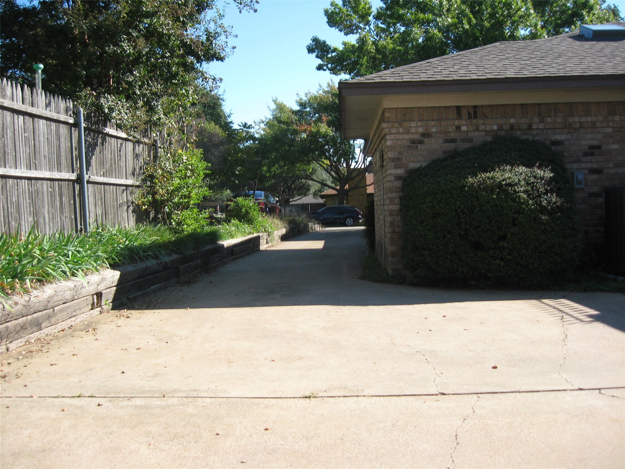 5200 Ledgestone Drive Fort Worth TX 76132