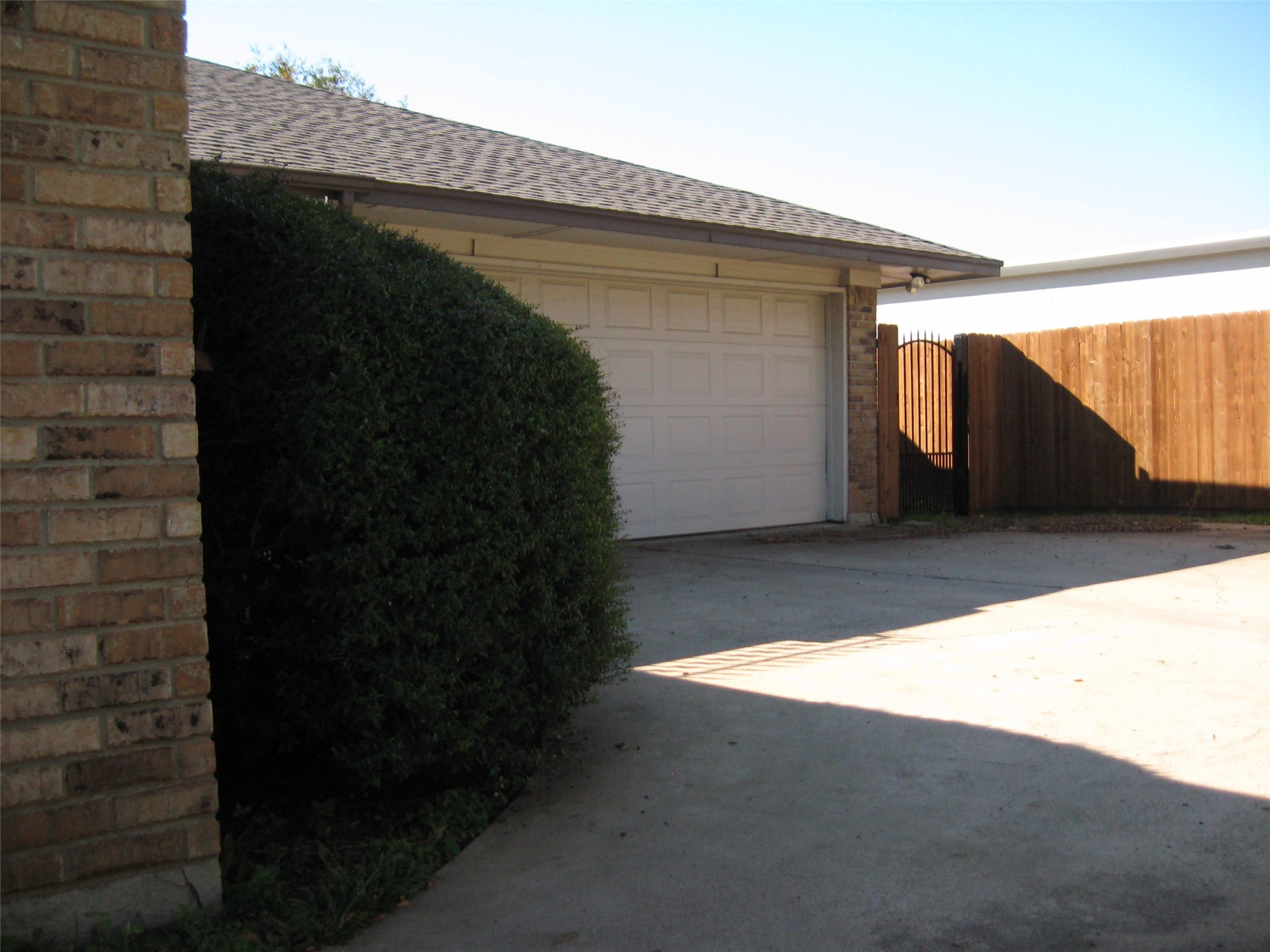 5200 Ledgestone Drive Fort Worth TX 76132