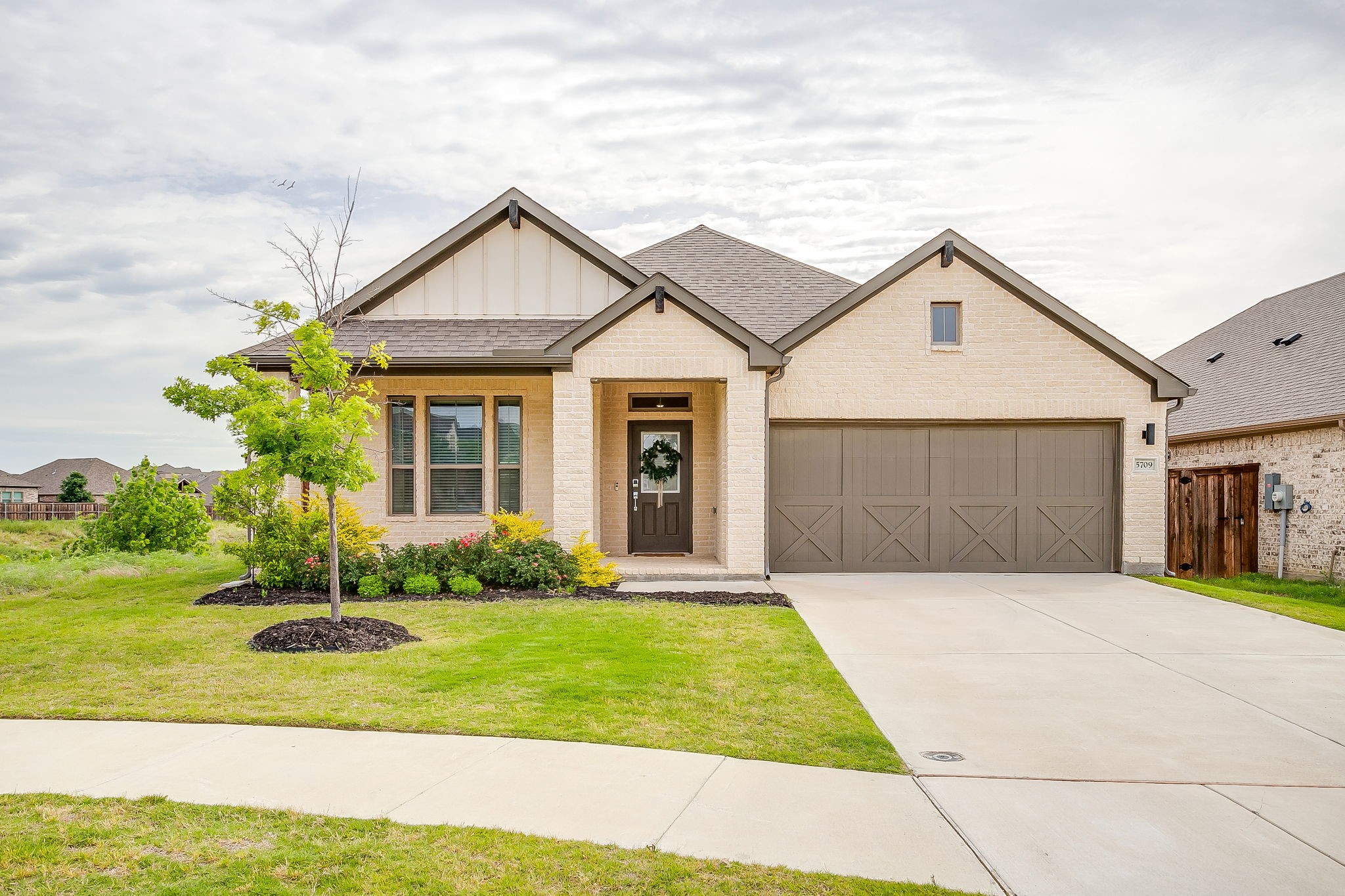 5709 Freeport Lane Fort Worth TX 76126