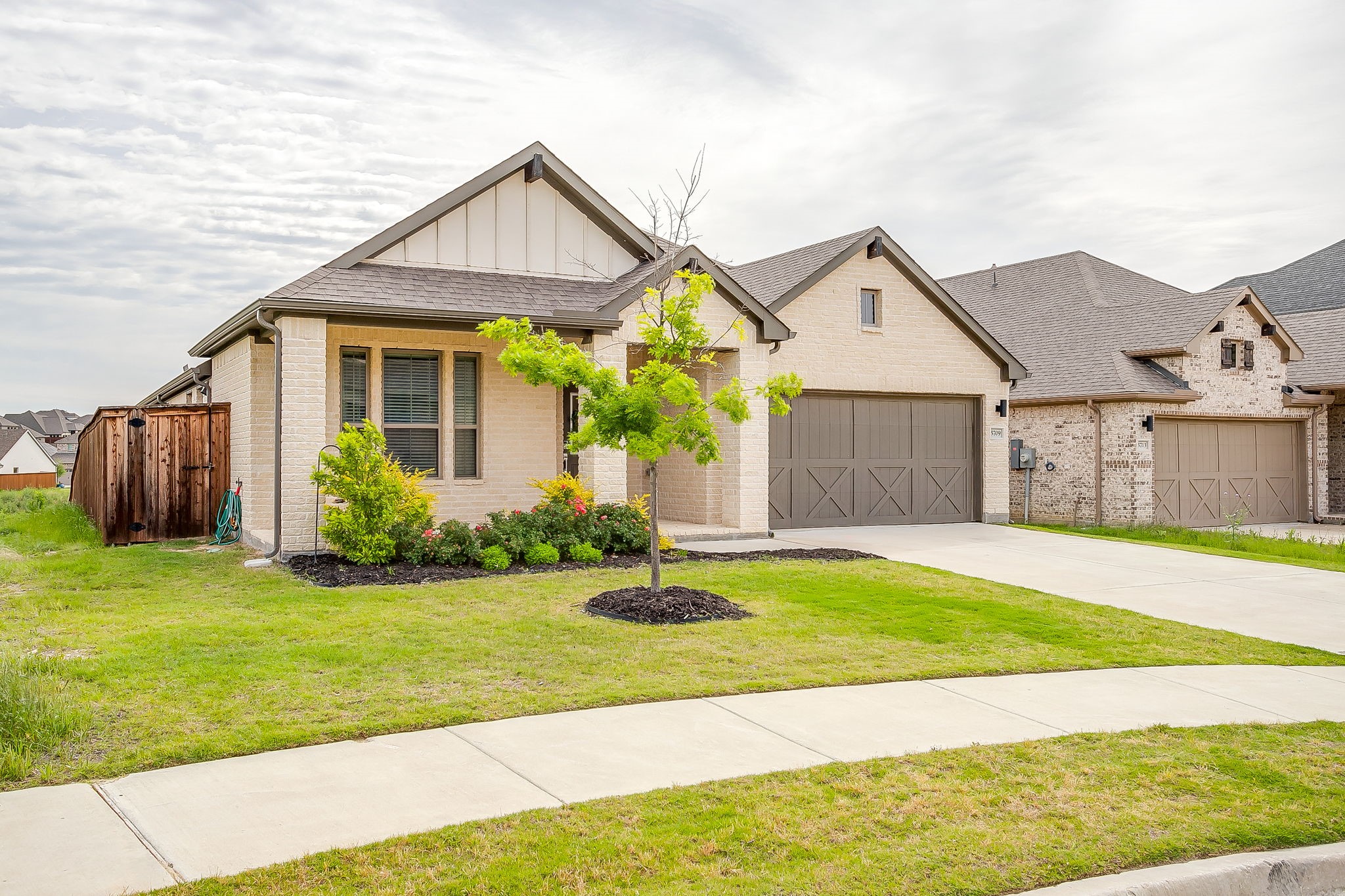 5709 Freeport Lane Fort Worth TX 76126