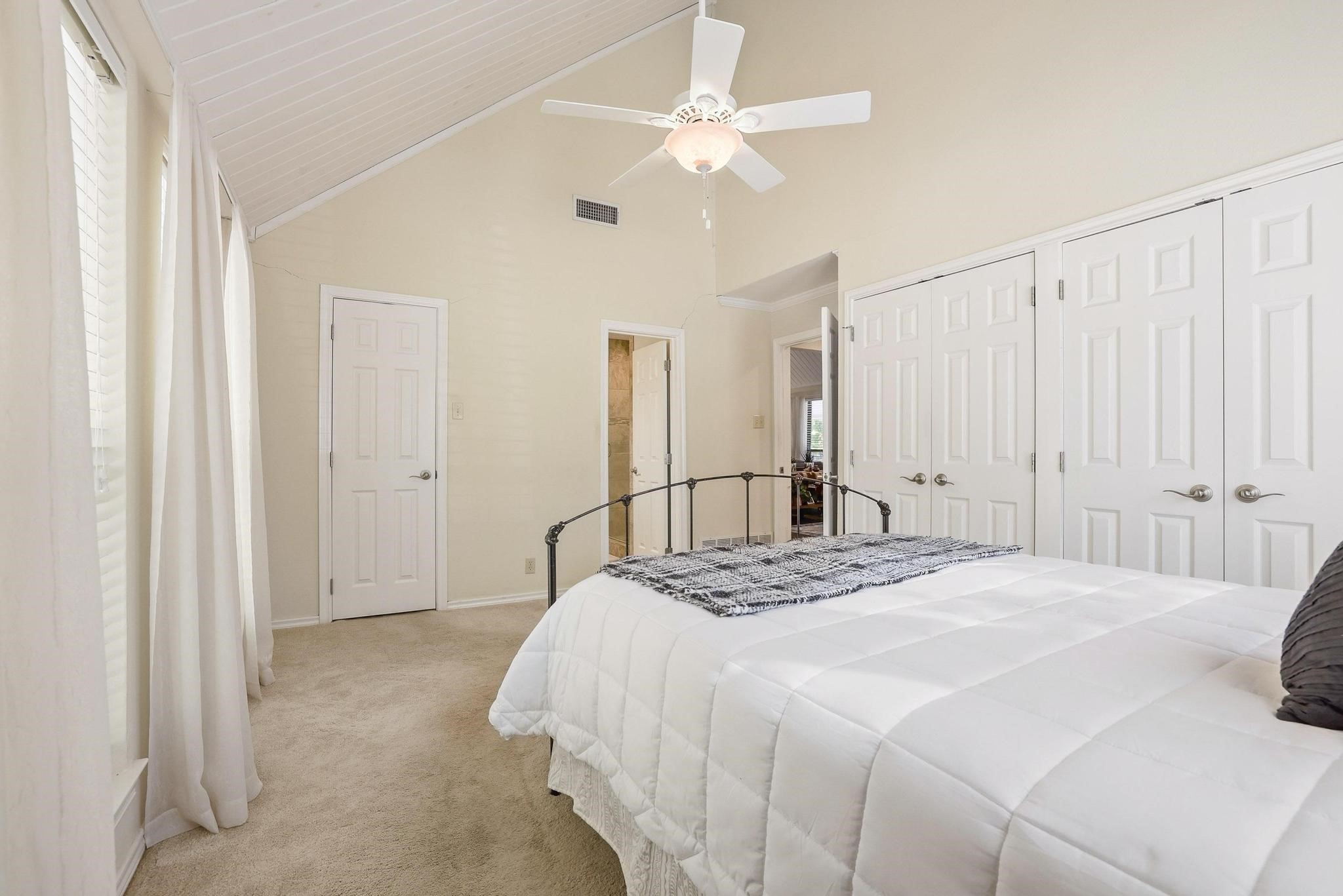 325 Lakewood Lane Pottsboro TX 75076