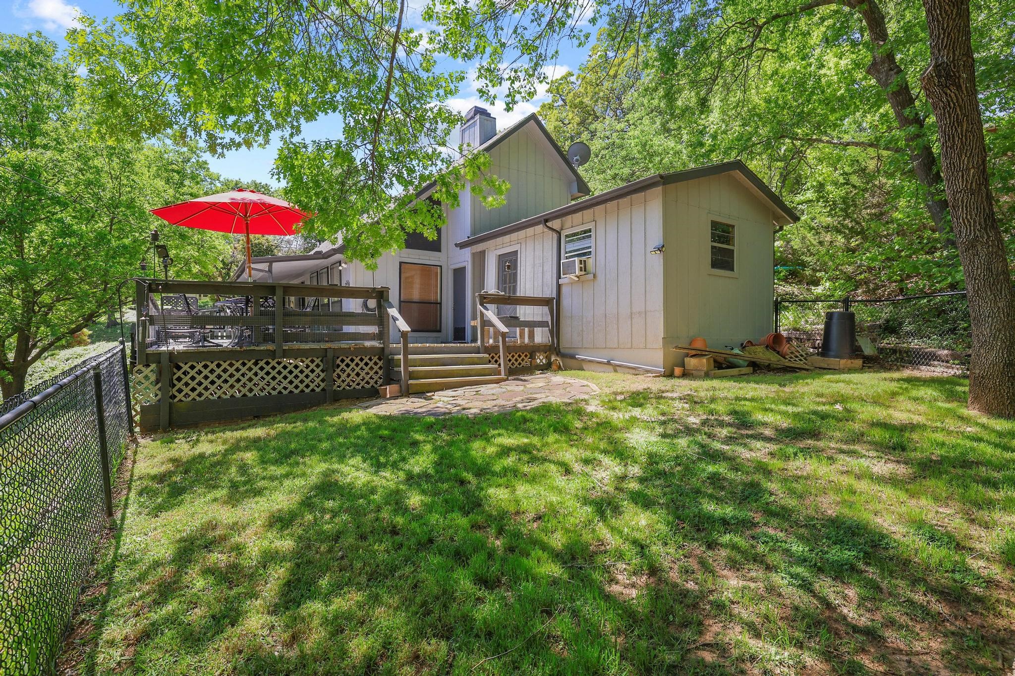 325 Lakewood Lane Pottsboro TX 75076