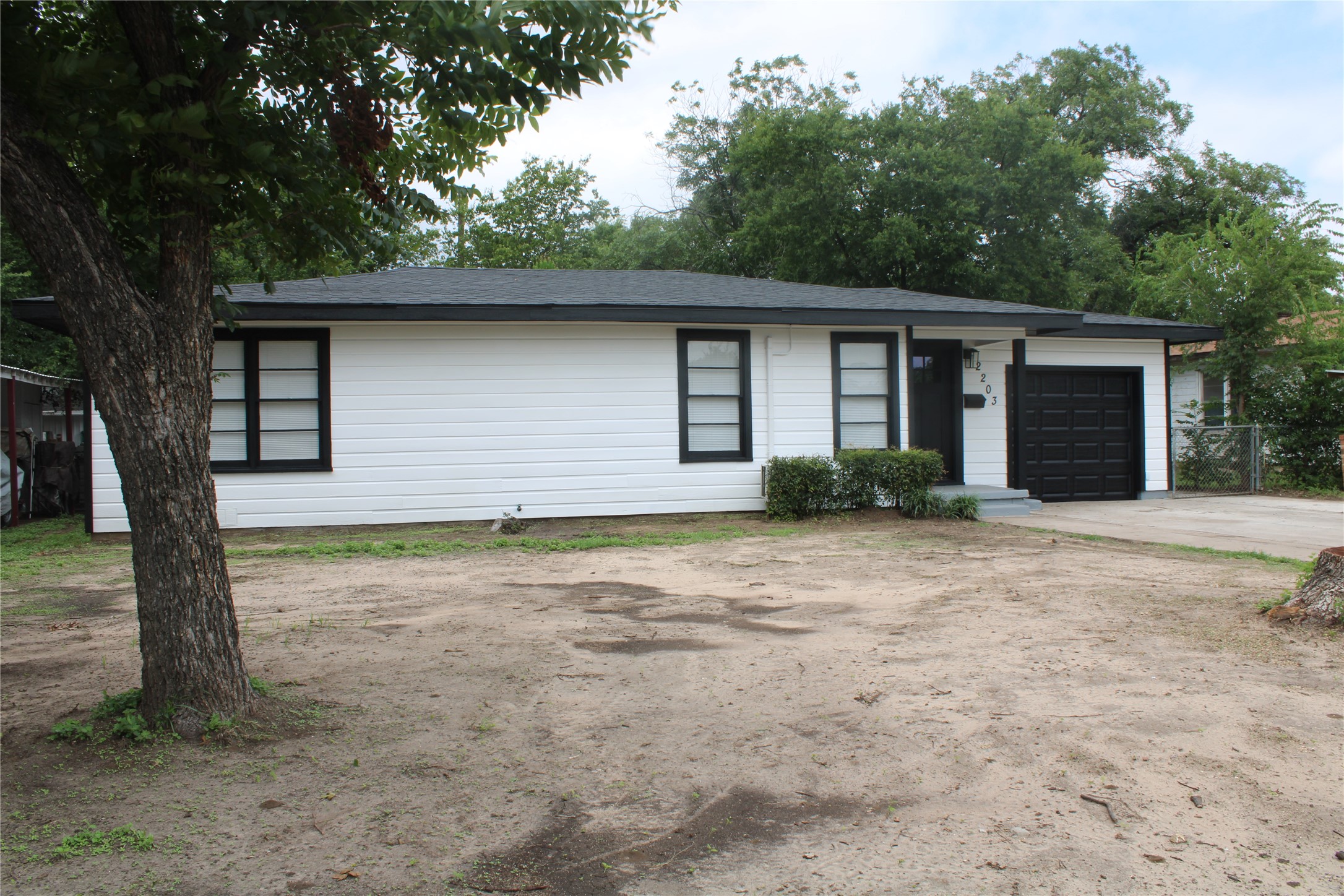 2203 Southside Drive Brownwood TX 76801