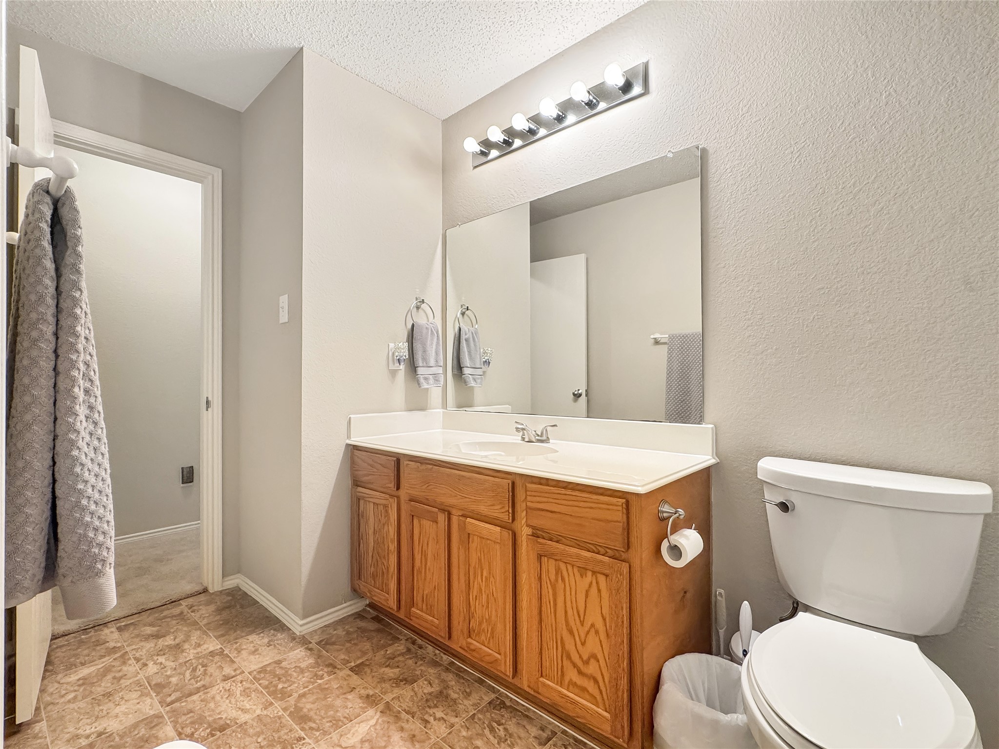 649 Canyon Place Desoto TX 75115
