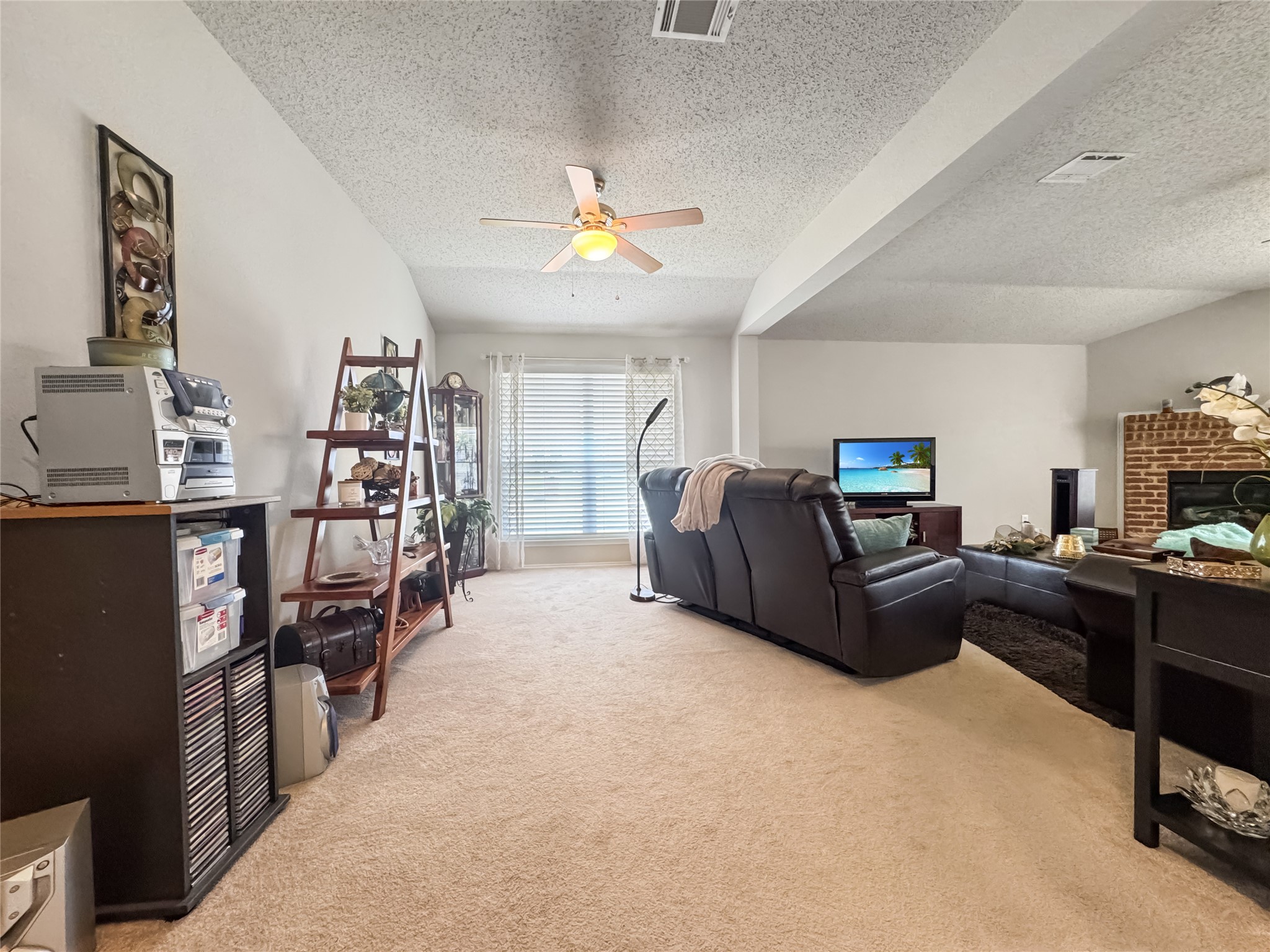 649 Canyon Place Desoto TX 75115