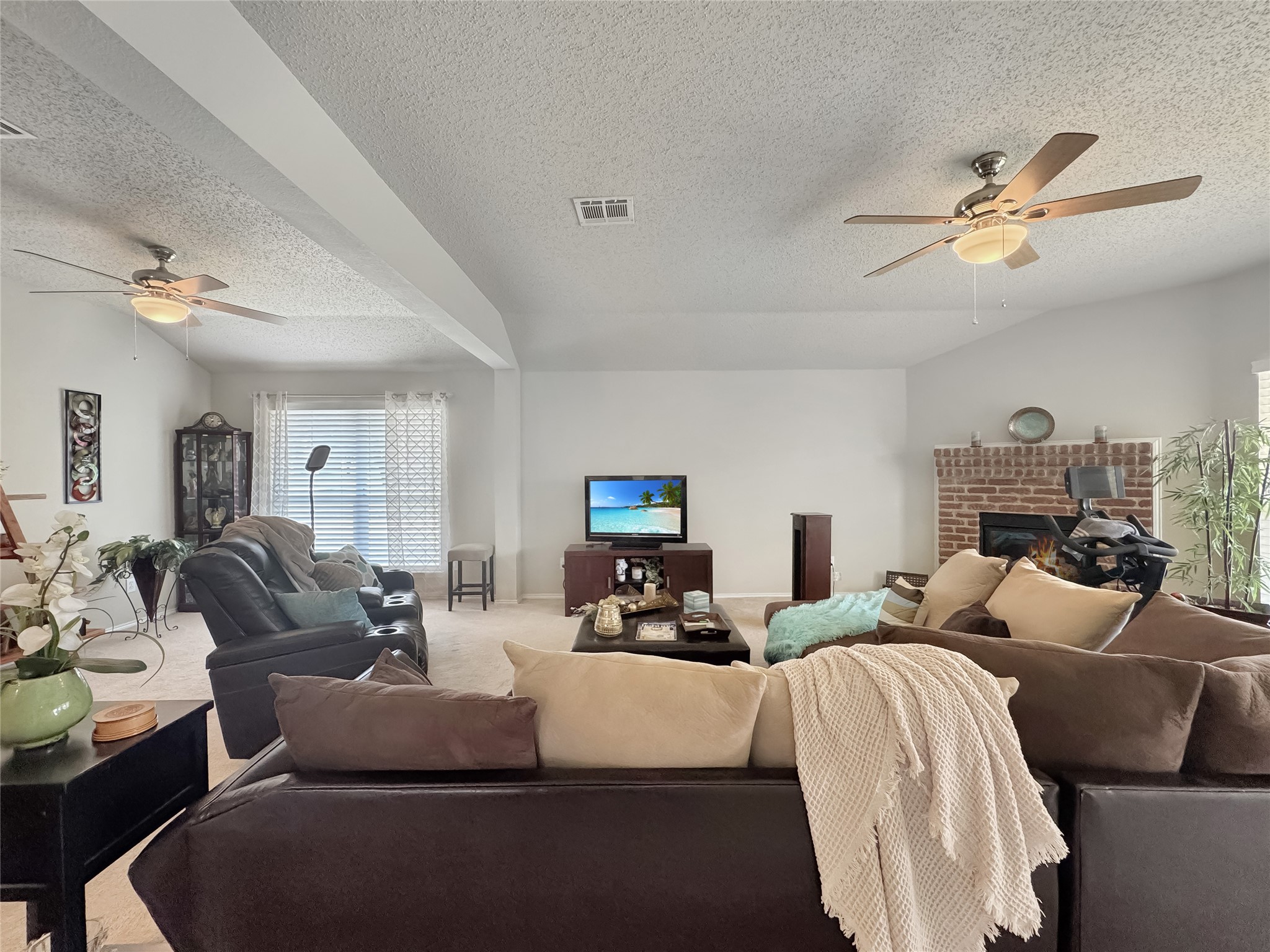 649 Canyon Place Desoto TX 75115