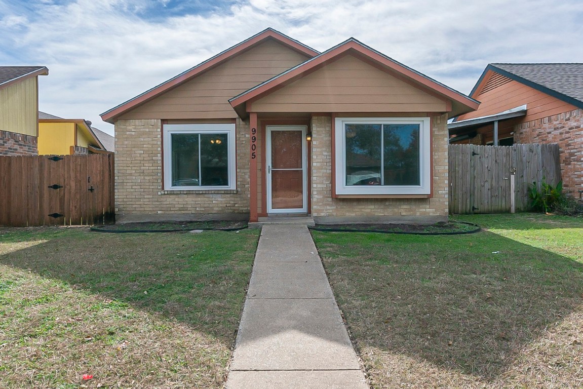 9905 Pack Saddle Trail Fort Worth TX 76108