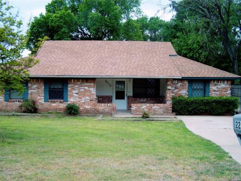 2210 Loy Lake Road Denison TX 75020