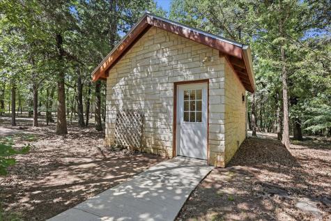 23833 Highway 377 Whitesboro TX 76273