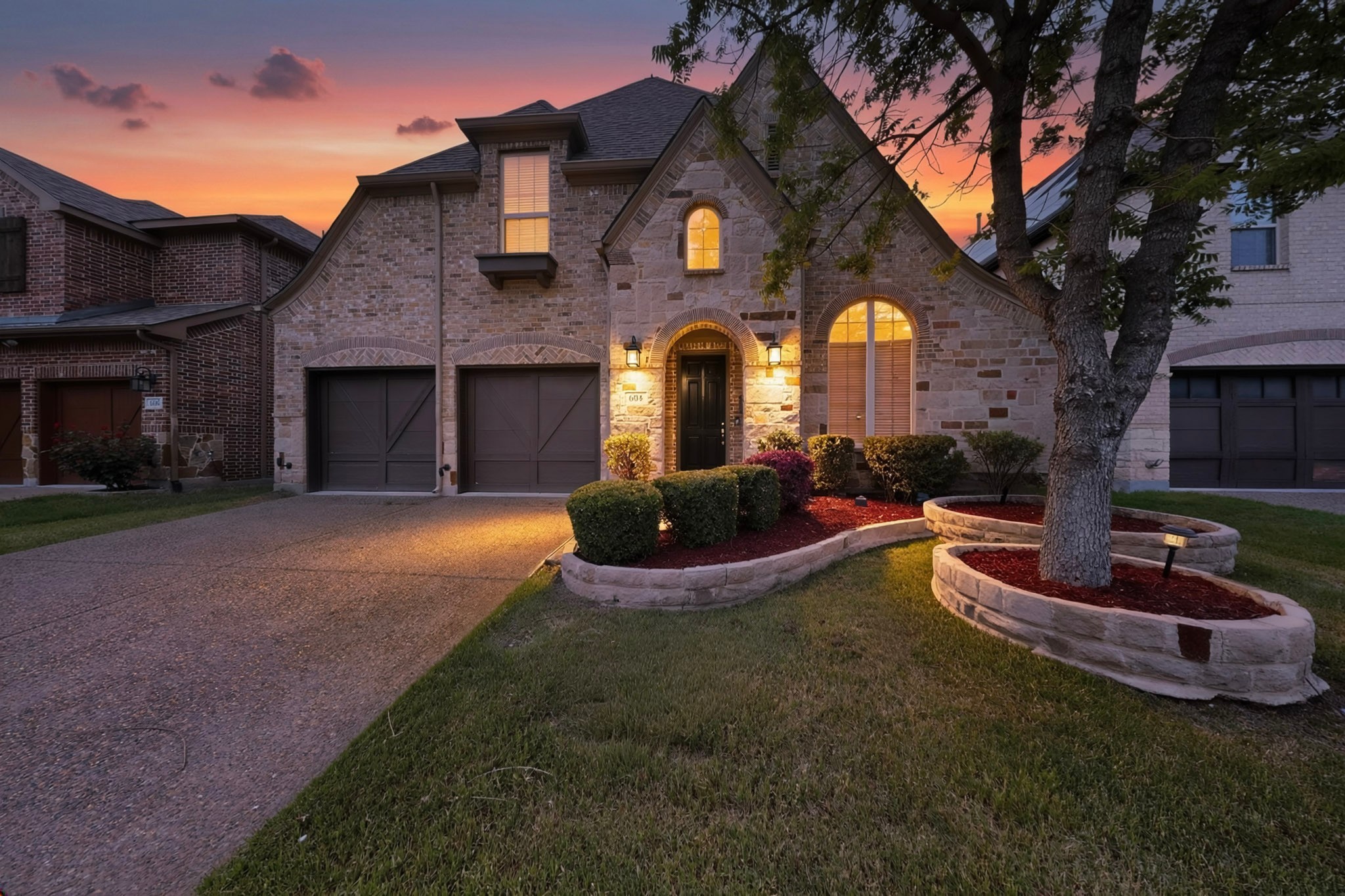 604 Warwick Boulevard Lewisville TX 75056