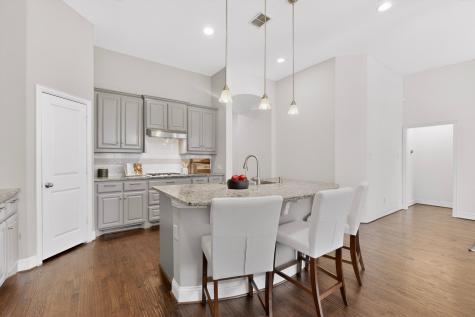 604 Warwick Boulevard Lewisville TX 75056