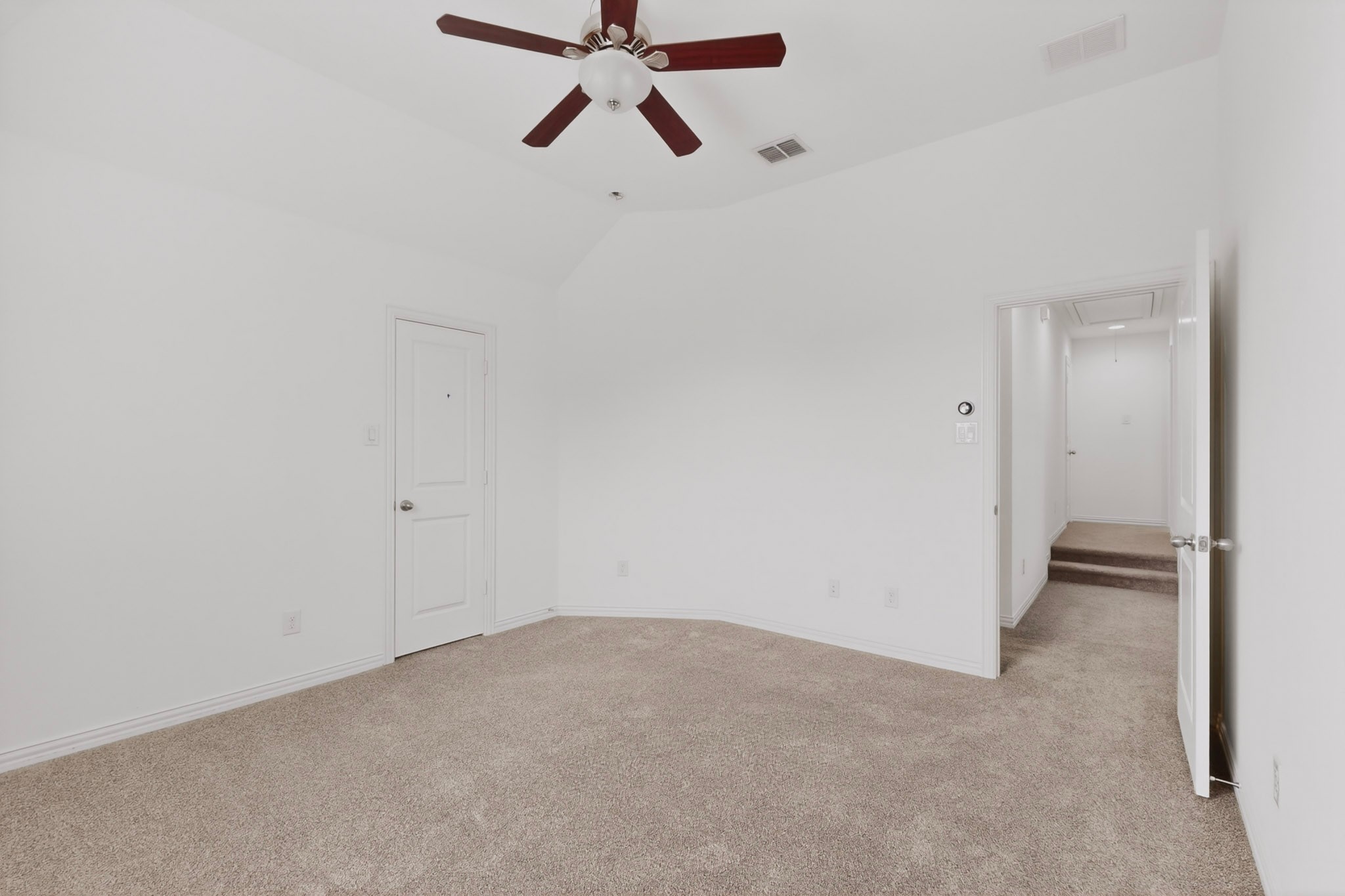 604 Warwick Boulevard Lewisville TX 75056