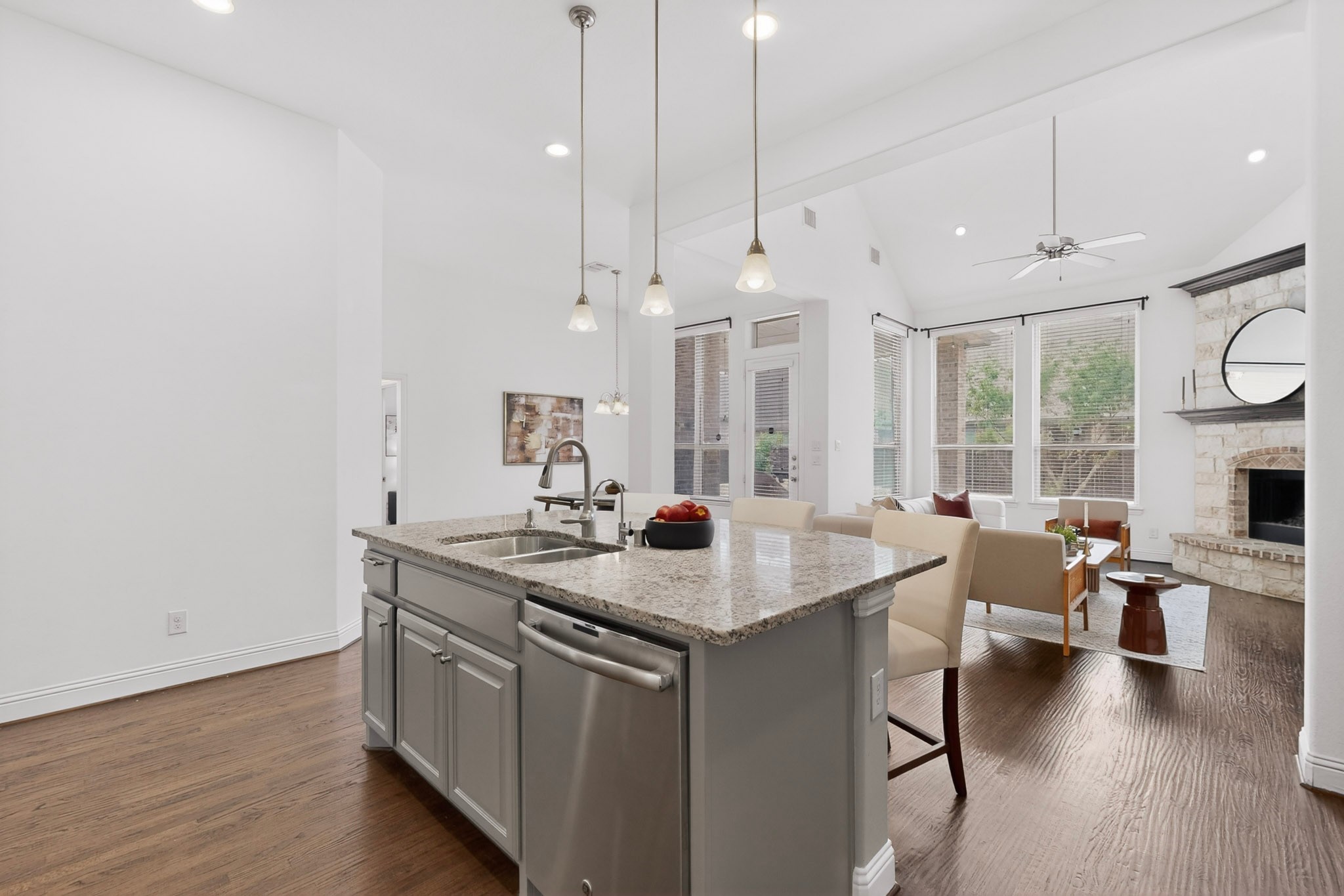 604 Warwick Boulevard Lewisville TX 75056