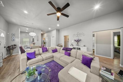 5312 Black Hawk Street Dallas TX 75212