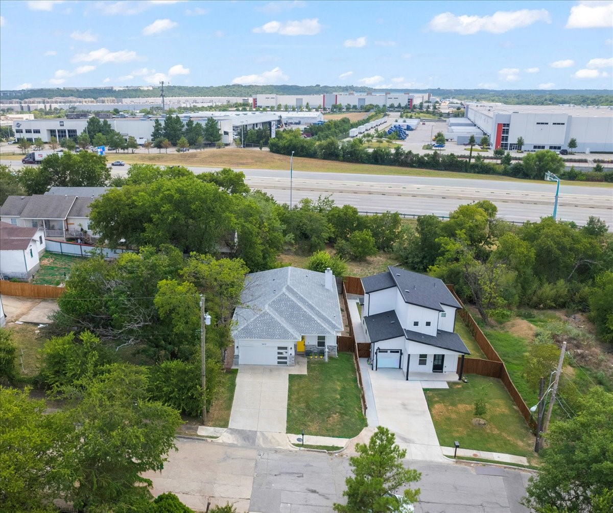 5312 Black Hawk Street Dallas TX 75212