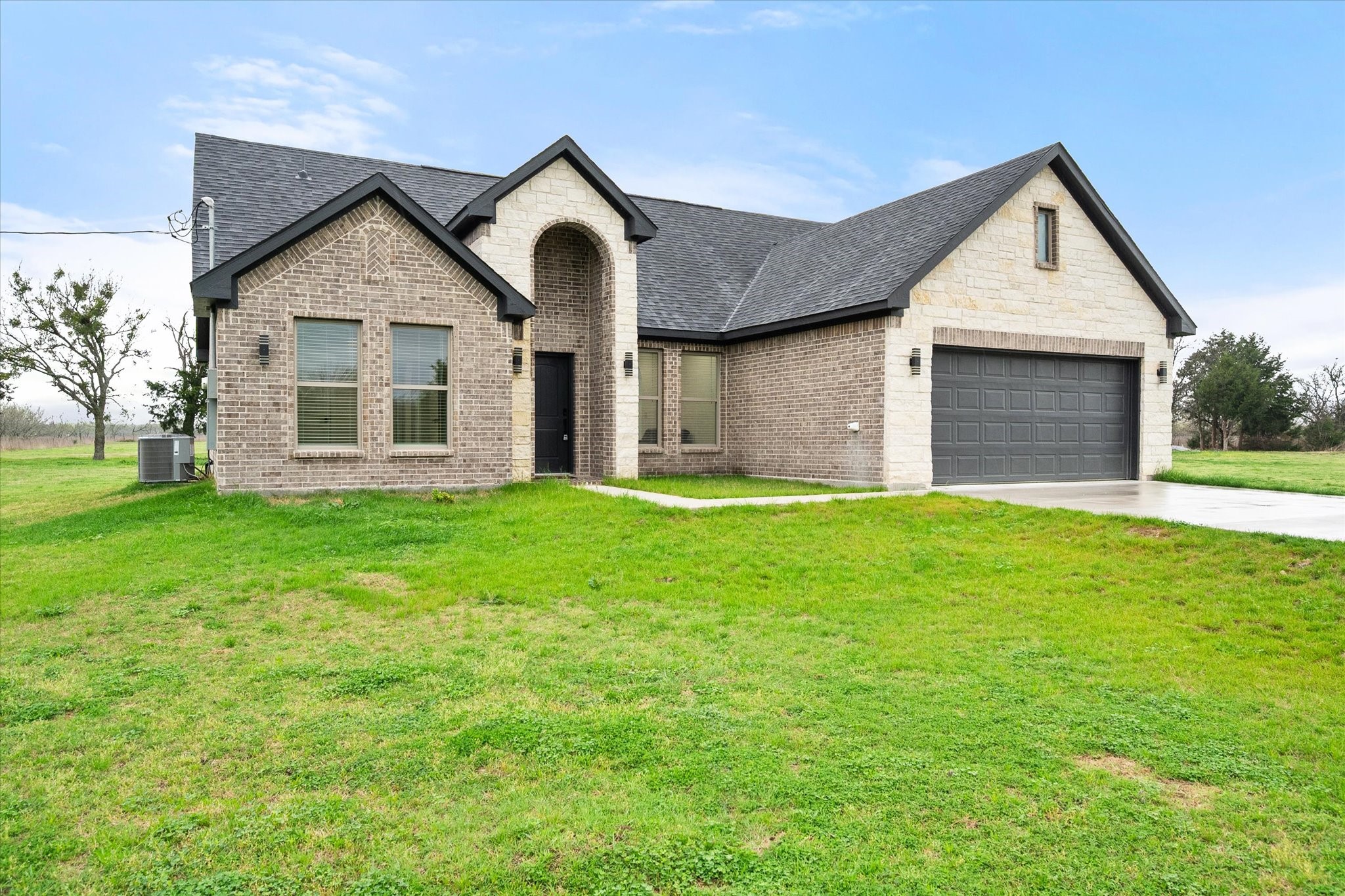 6771 NW County Road 1146 Barry TX 75102