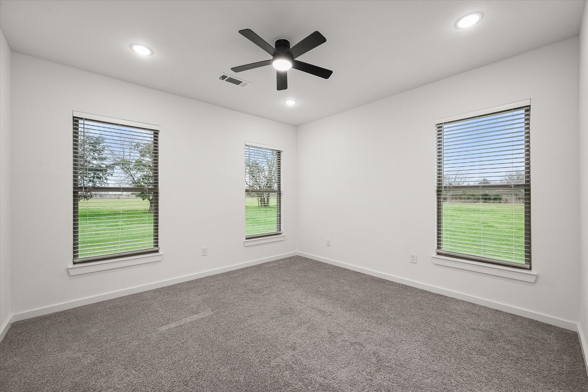 6771 NW County Road 1146 Barry TX 75102