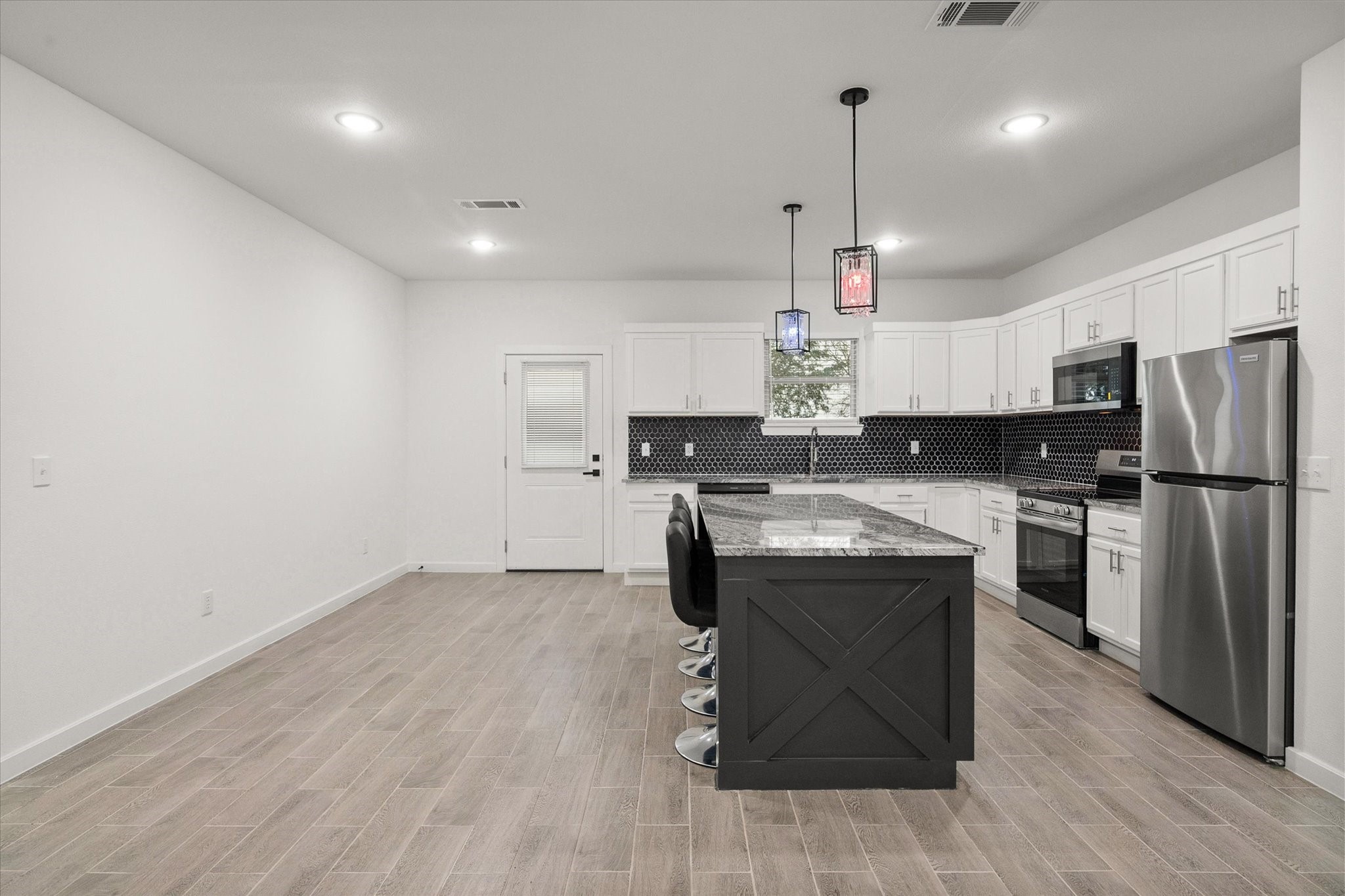 6771 NW County Road 1146 Barry TX 75102