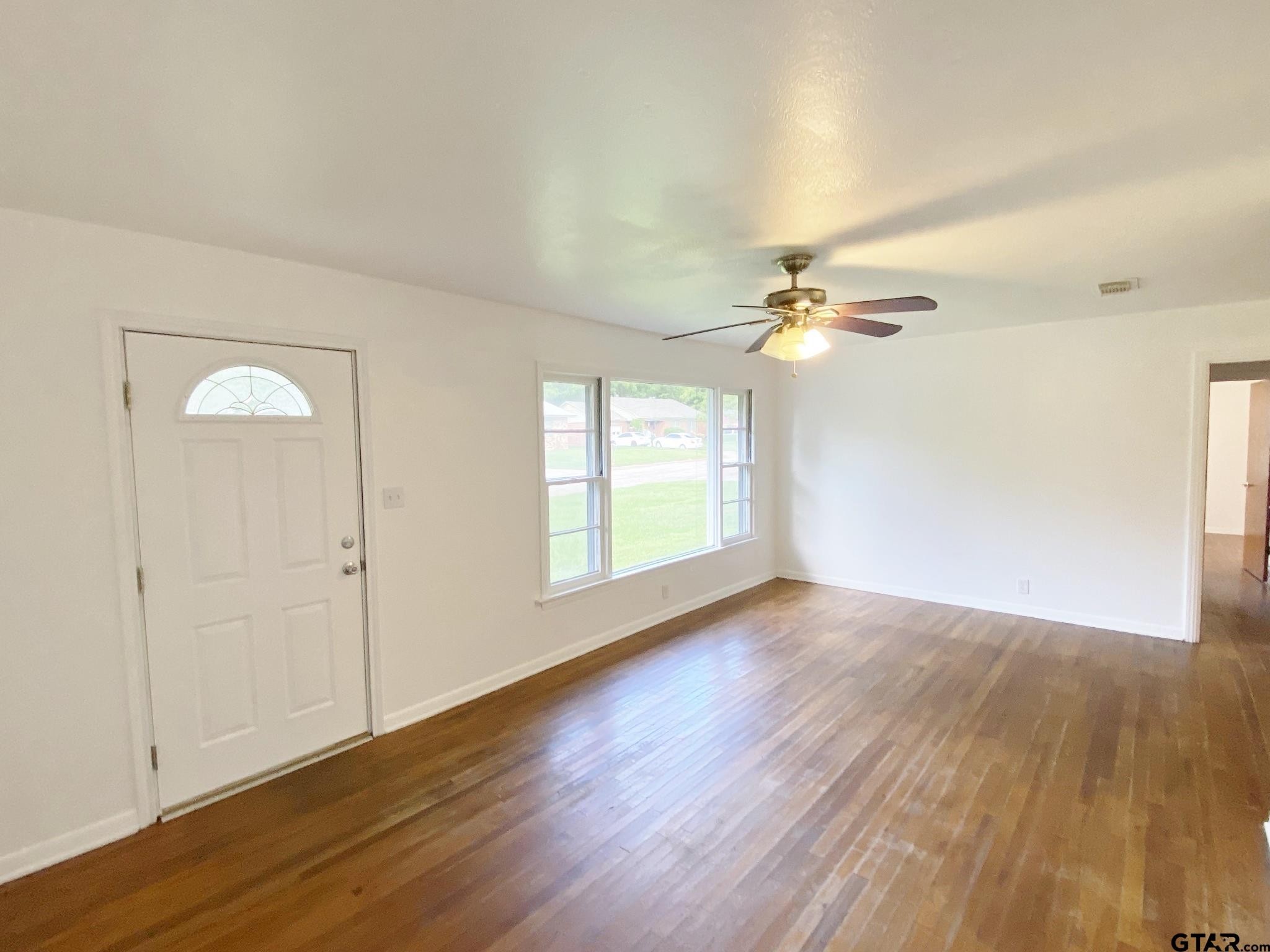 118 Hickory Pittsburg TX 75686