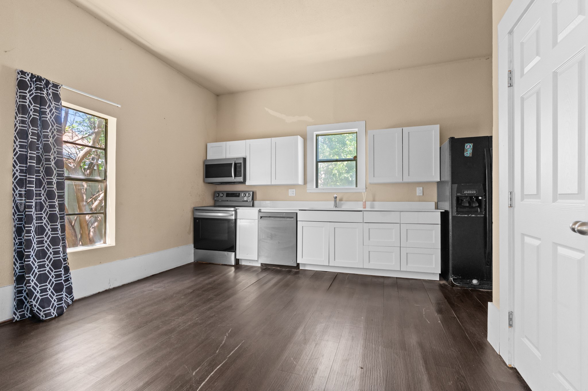 102 Chestnut Street Hillsboro TX 76645